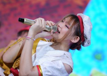 Reena Resmi Graduate dari Akenohoshi, Akhiri Perjalanan sebagai Lead Vocal